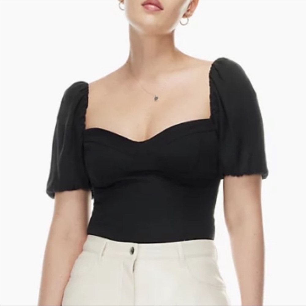 Wilfred Black Sweetheart Neck Puff-Sleeve Top